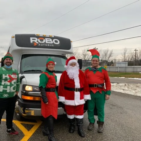 Visite du père Noel, ses lutins